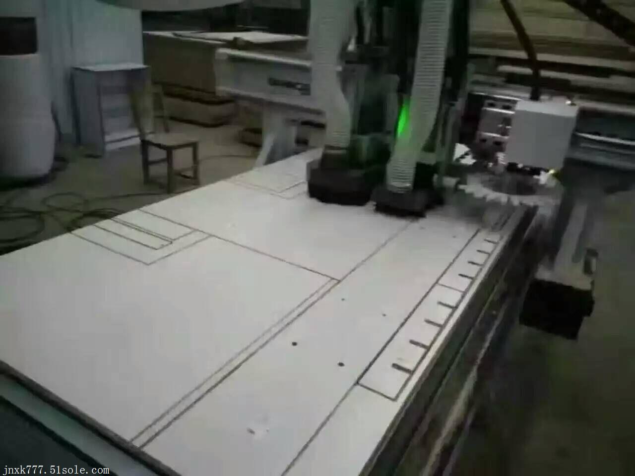 郫县板式家具智能开料设备 数控开料机与加工中心如何重塑家具智造新格局
